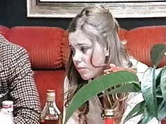 زیبایی ریزه اندام یک عاشق فیلم ها یسکسی خروس بزرگ را در ساحل زین کرد
