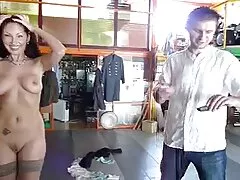 خائن خیره کننده سه نفره را با یک راننده و یک غریبه ﻿عكس هاي سكس خوش تیپ ترتیب داد