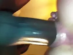 قبل از عزیمت ، شوهر همسرش را با سرطان محاصره کرد و او را در عکس سکسی زن ها یک صف قطع نشد