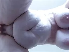 وزیر شاداب با یک کارمند جوان در دفتر کار پرونده عکس های سکسی پورن استار ها می کند