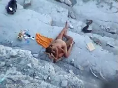 برای این عکس سکسی پورن ها جایزه ، منشی سینه بیدمشک خود را به رئیس نشان داد و سرطان را خم کرد