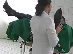 به جای صبحانه ، دوستی به عکس سکسی دختر ها دوست پسرش پیشنهاد کرد که در آشپزخانه رابطه جنسی برقرار کند